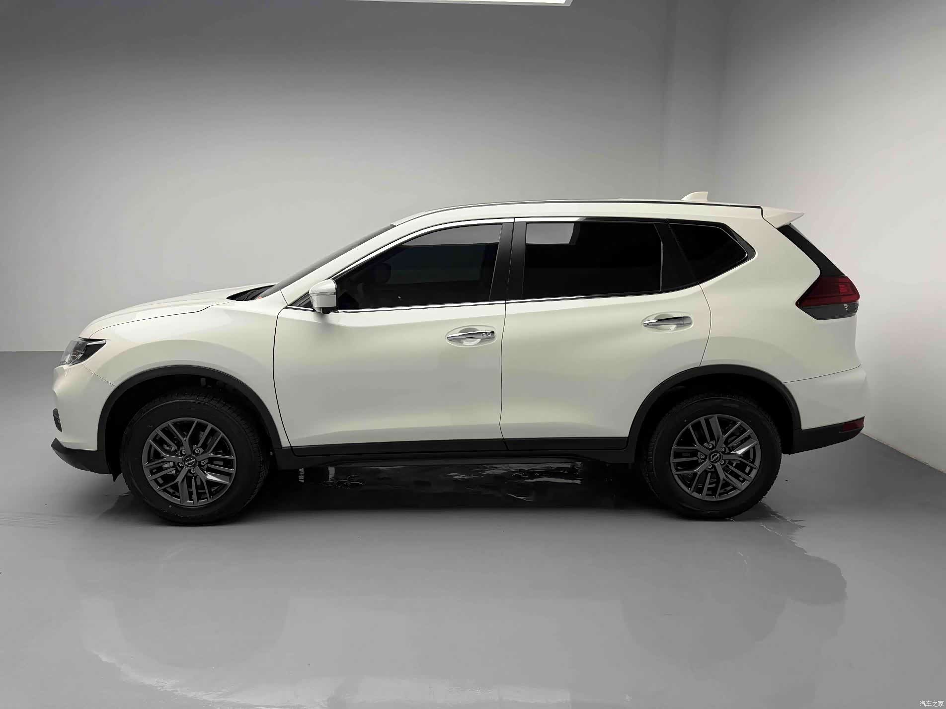 Nissan X-Trail, 2026 12