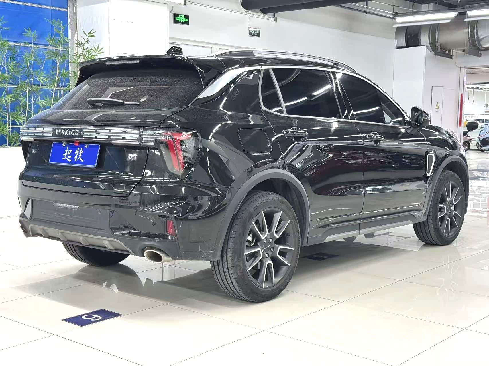 Lynk & Co 01, 2024 все фото