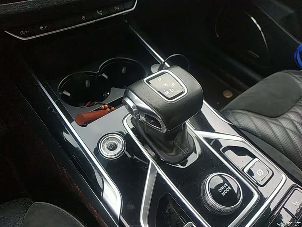 Hongqi HS5, 2022 14