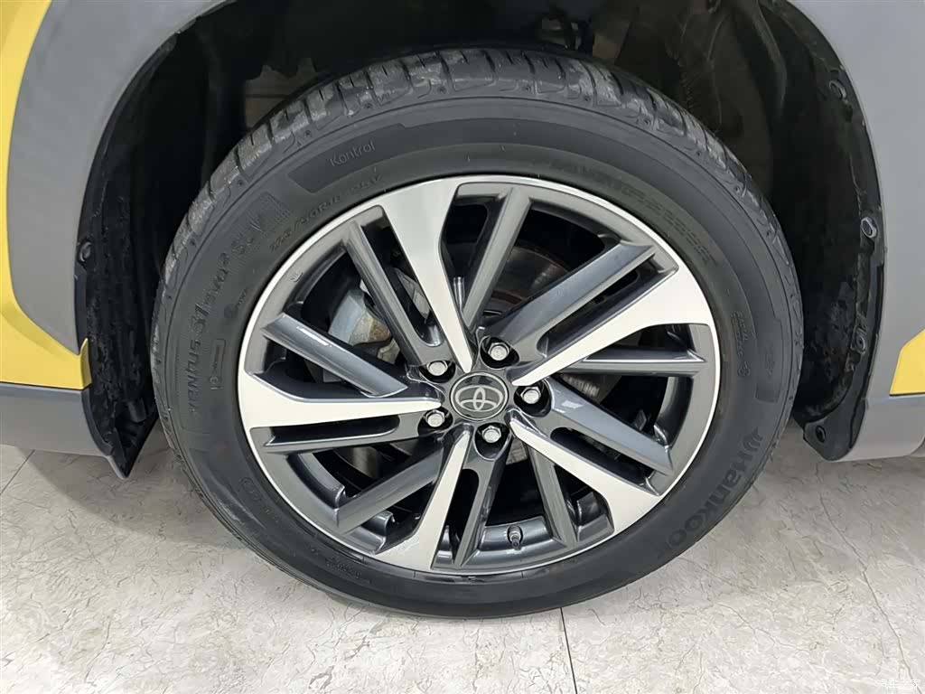Toyota Frontlander, 2022 20