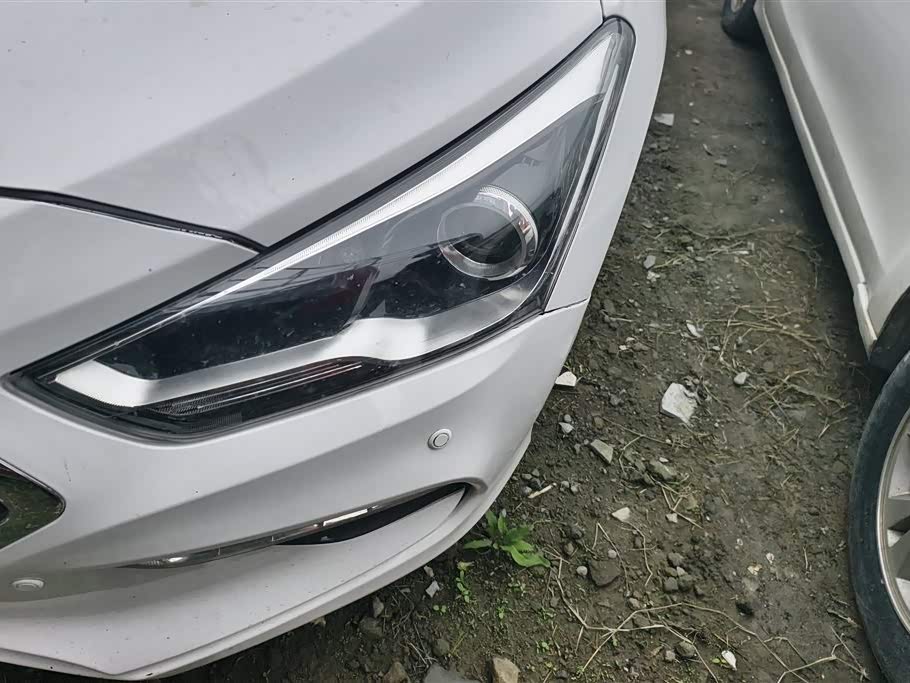 Hyundai Name picture