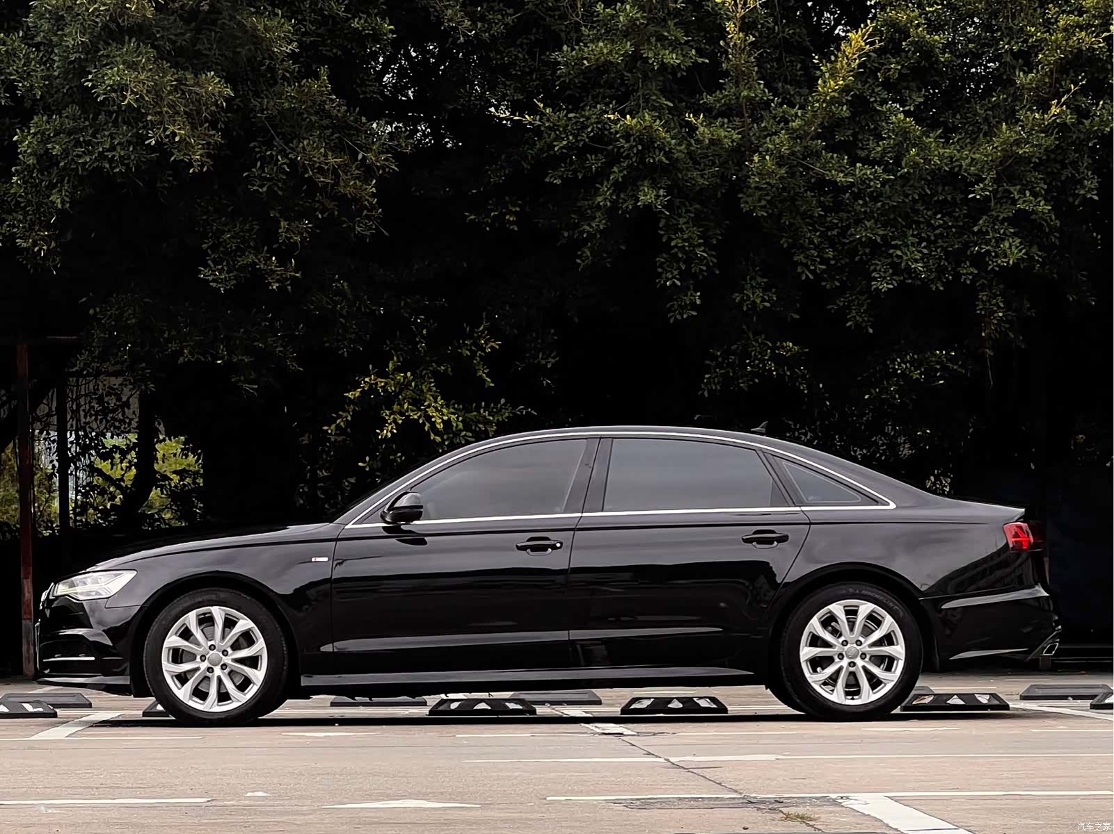Audi A6L, 2018 7