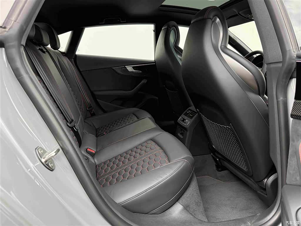 Audi RS, 2025 7