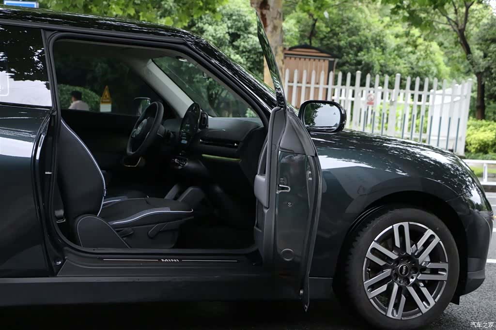 Mini Cooper, 2025 13