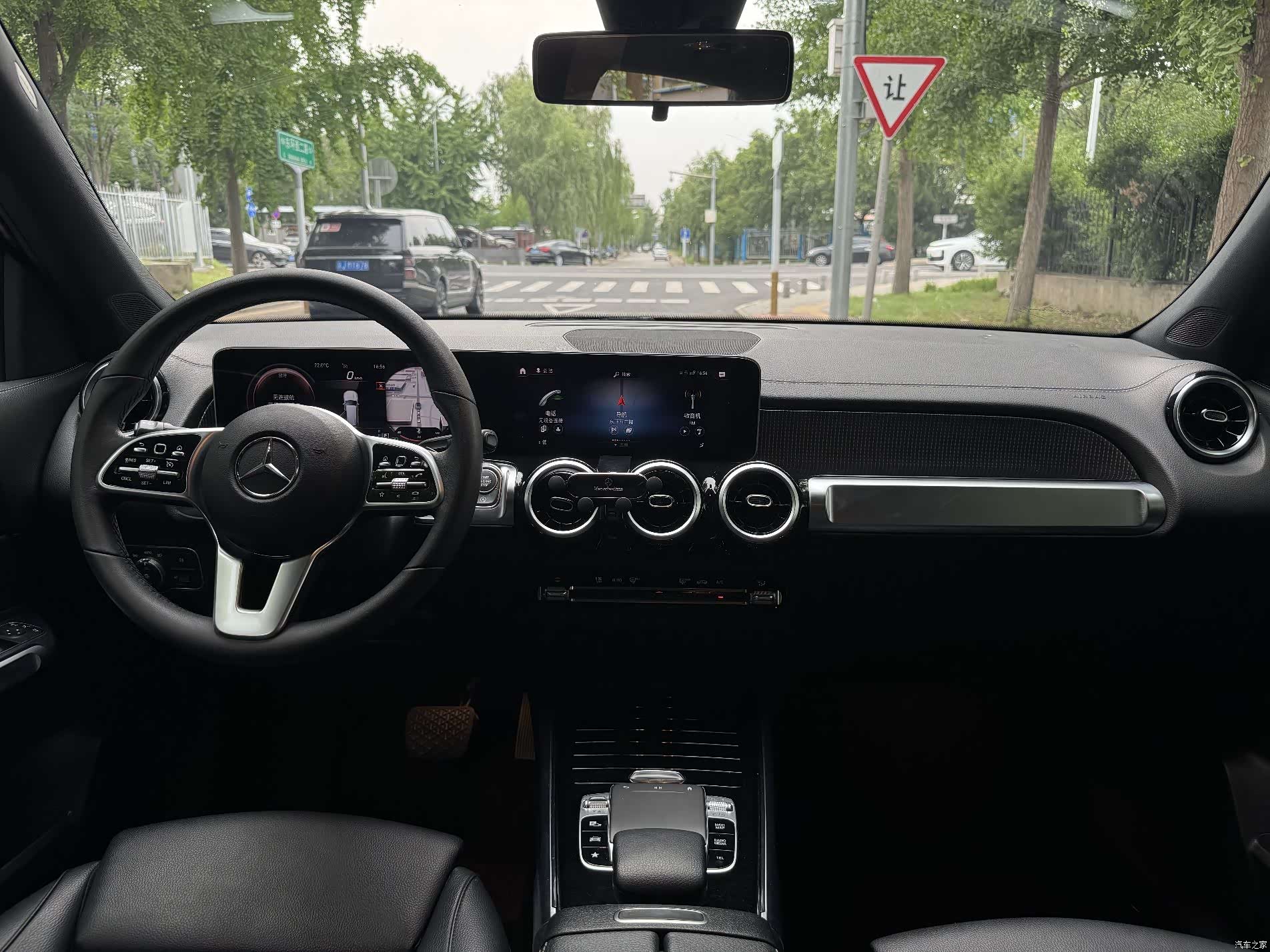 Mercedes-Benz GLB, 2021 8
