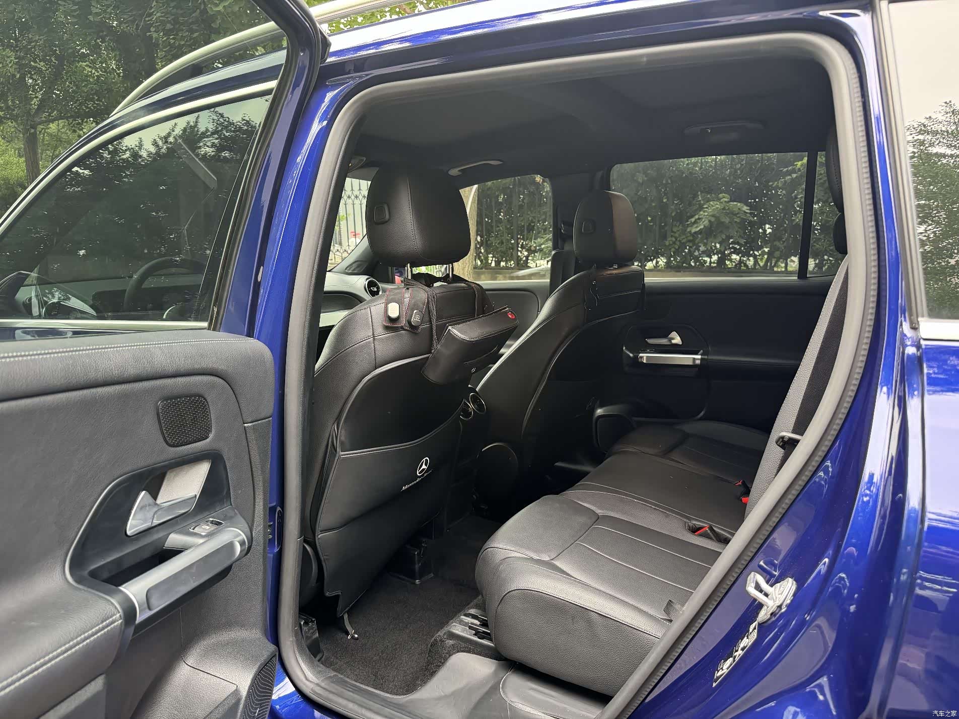 Mercedes-Benz GLB, 2021 16