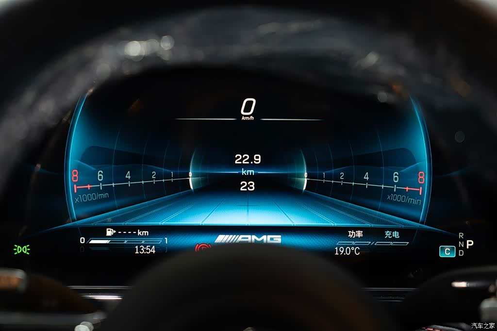 Mercedes-Benz G-Class, 2026 17