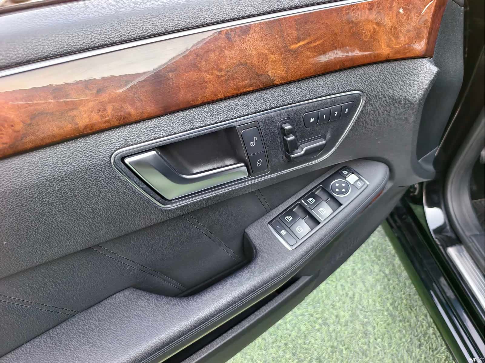 Mercedes-Benz E-Class, 2012 6