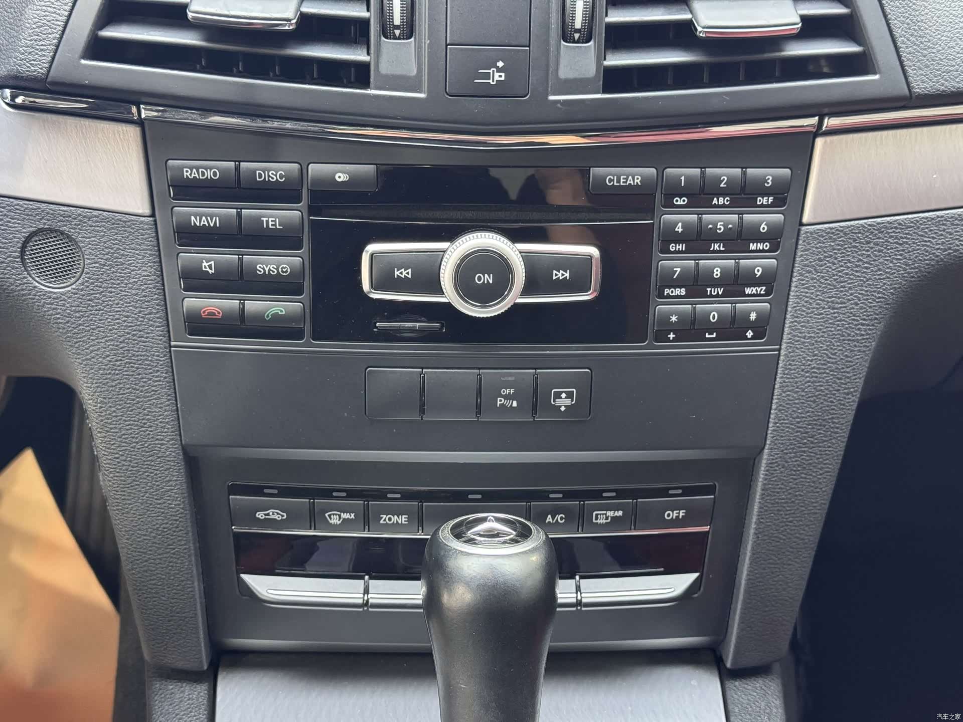 Mercedes-Benz E-Class, 2012 17