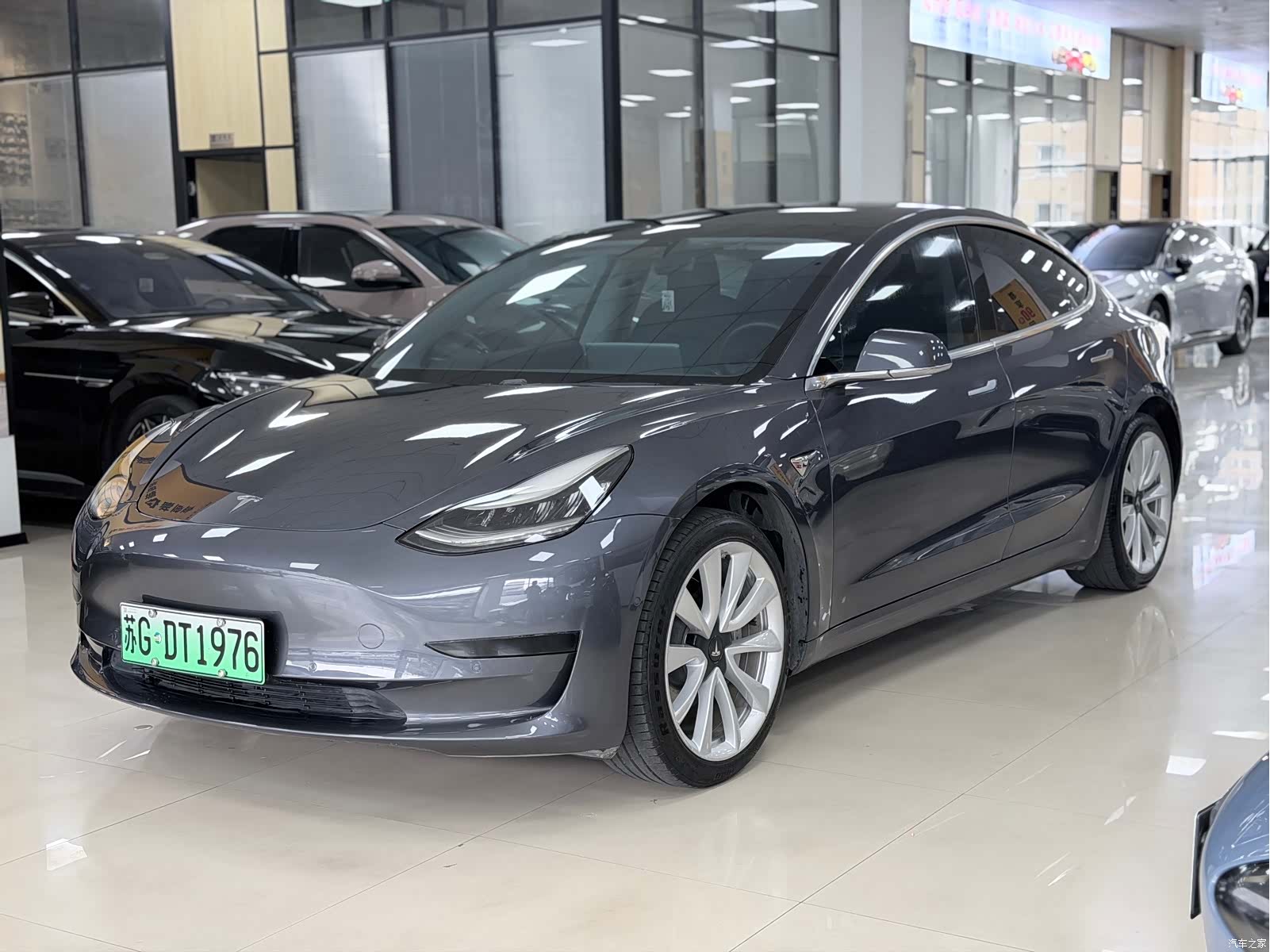 Tesla Model 3, 2020 1