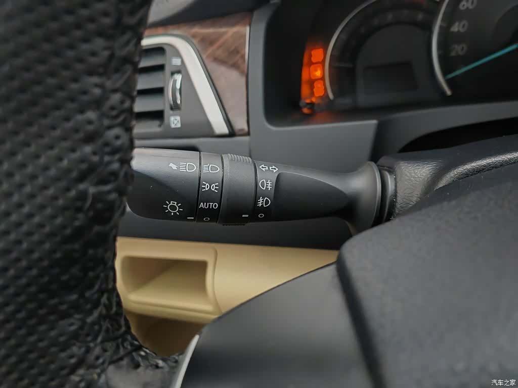 Toyota Camry, 2015 21