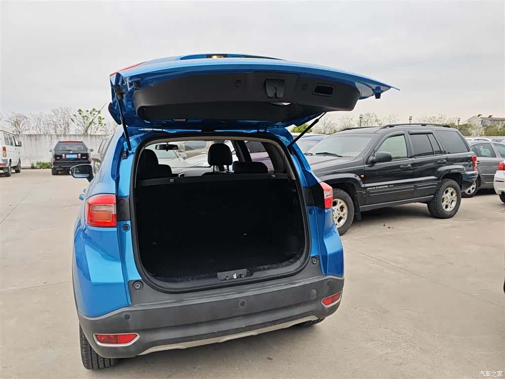 Changan CS15, 2016 15