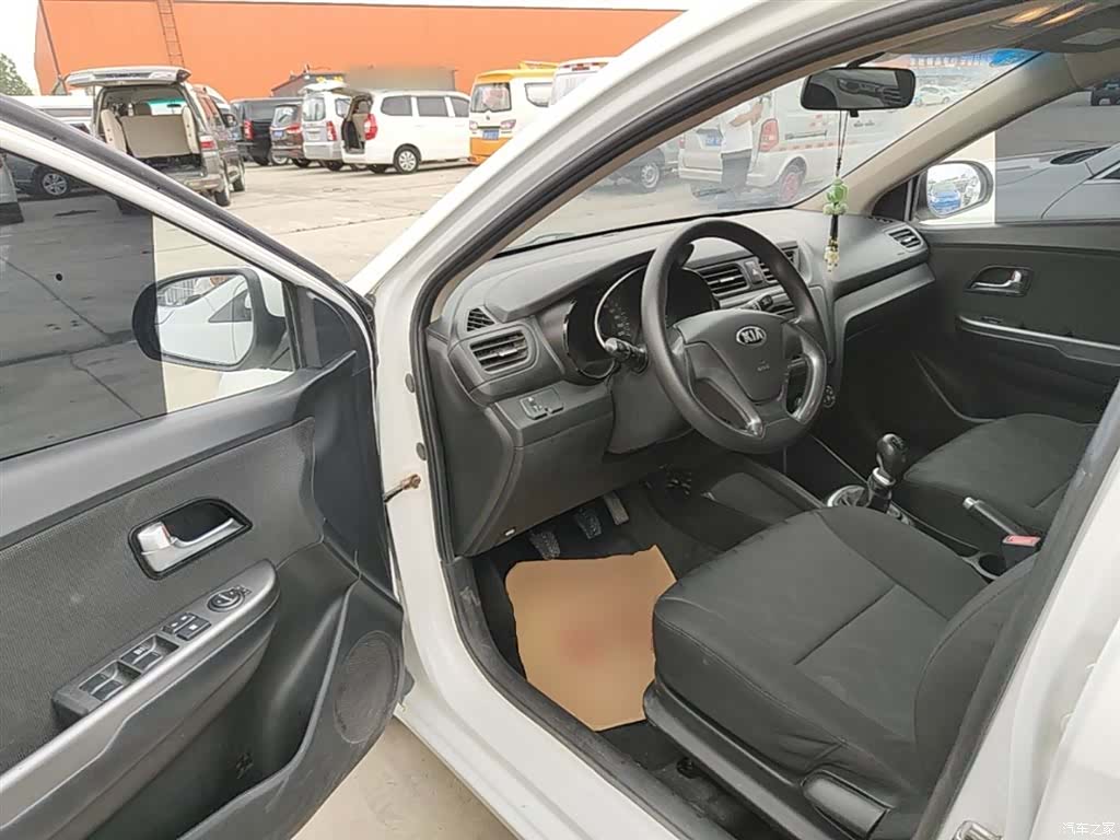 Kia K2, 2016 12