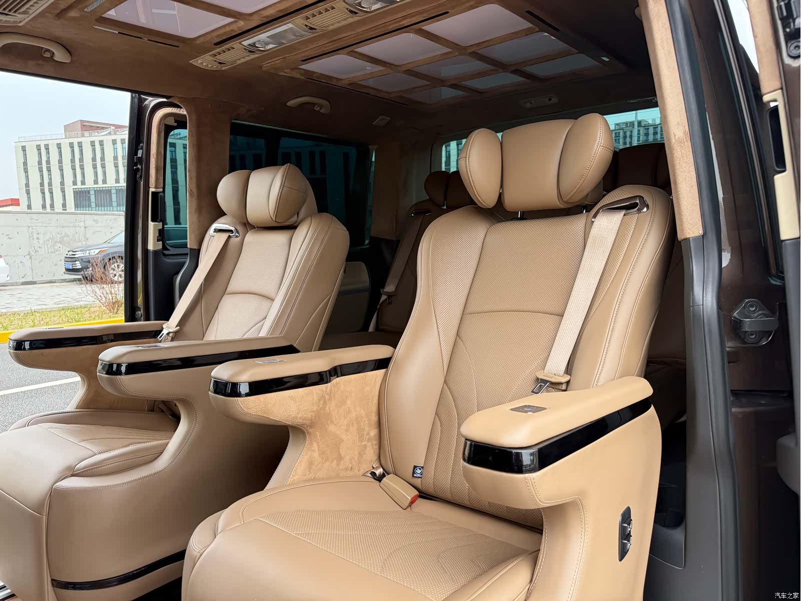 Volkswagen 7, 2016 8