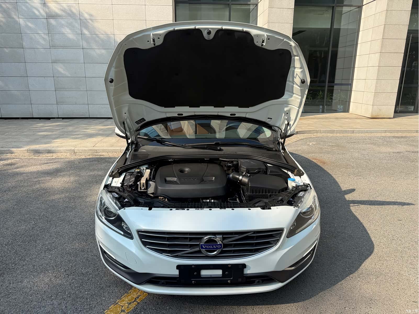 Volvo S60, 2015 15