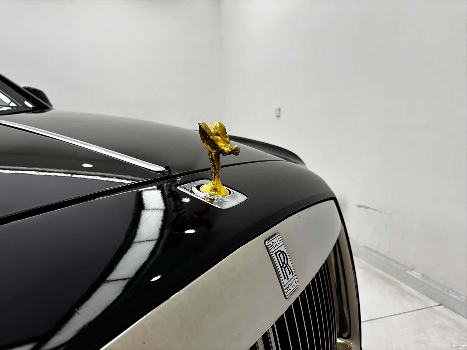 Rolls-Royce Ghost, 2016 10