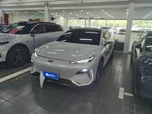����E8 2025�� 700km Զ���Ǽݰ�