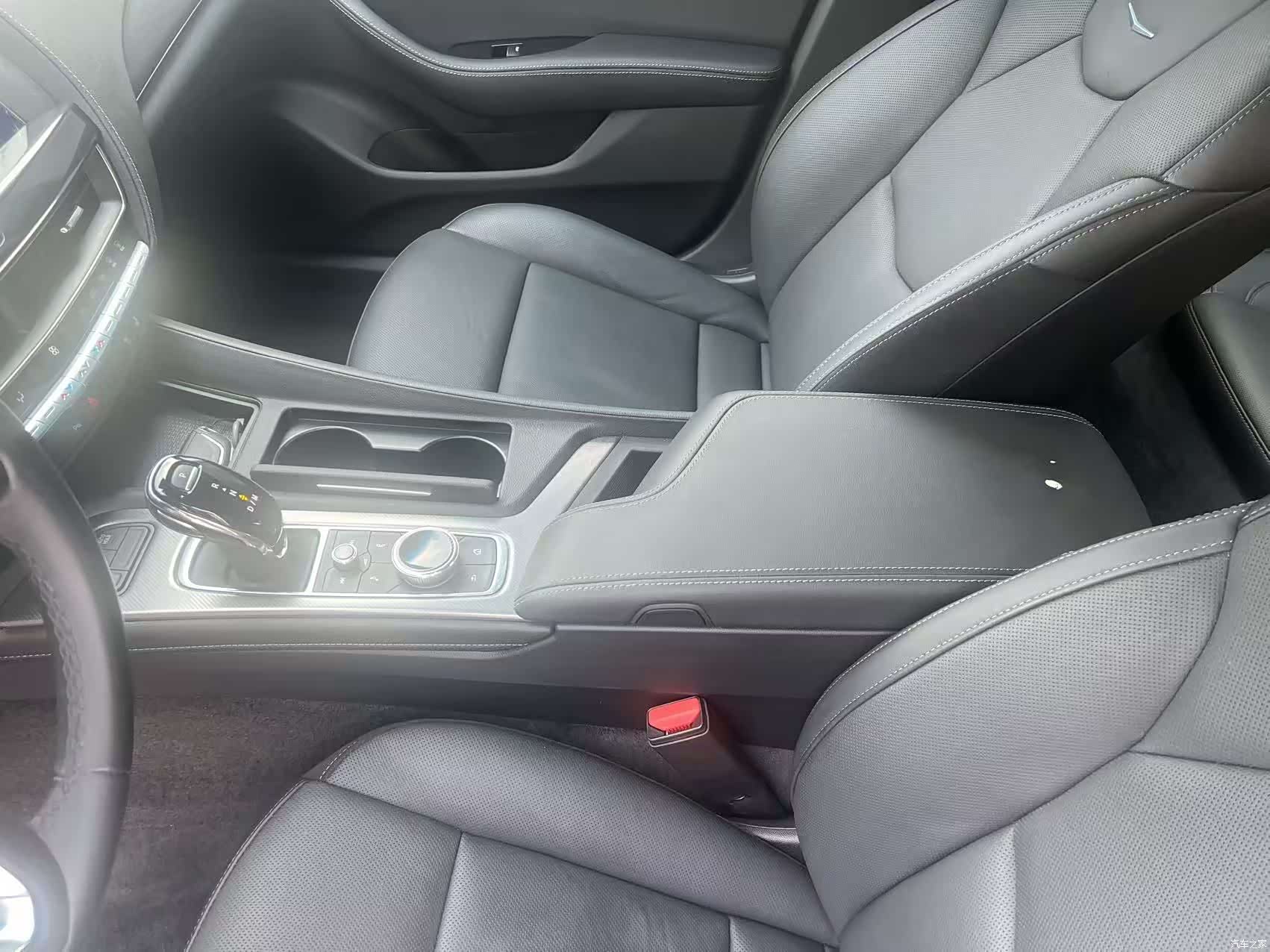 Cadillac CT5, 2022 12