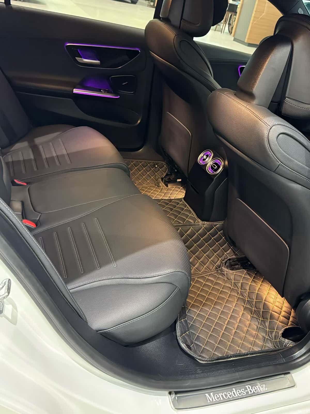 Mercedes-Benz C-Class, 2024 6