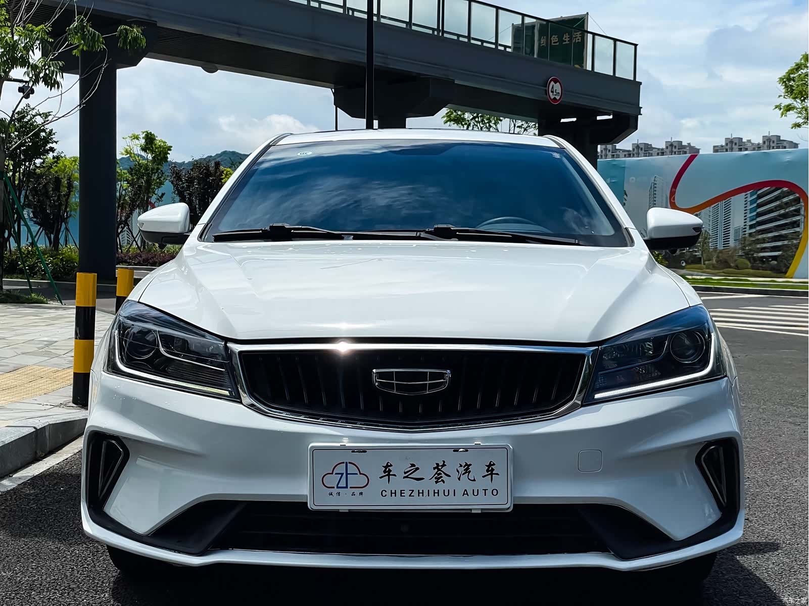 Geely Emgrand, 2022 1