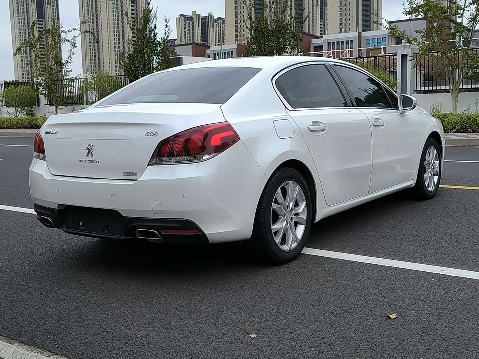 Peugeot 508