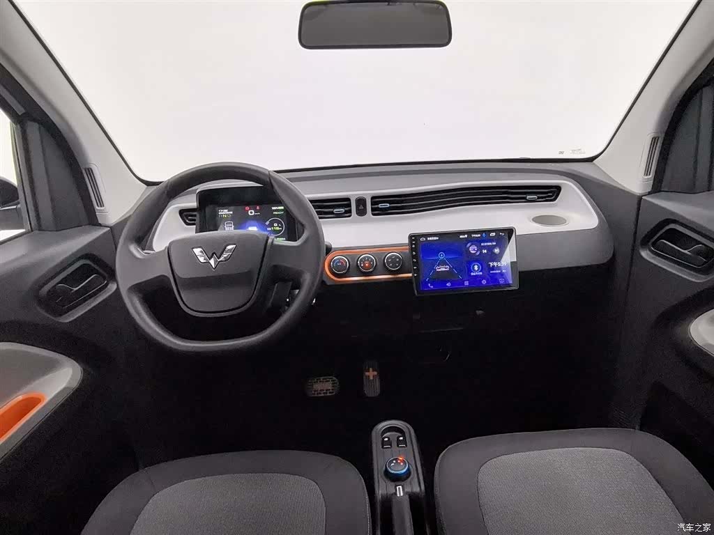 Wuling Yuan, 2020 все фото