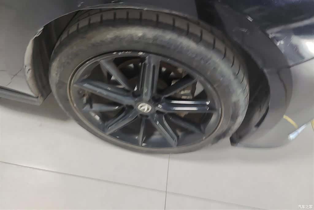 Changan UNI-V, 2022 6