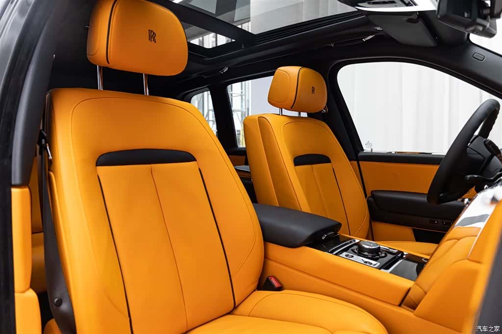Rolls-Royce Cullinan, 2021 15