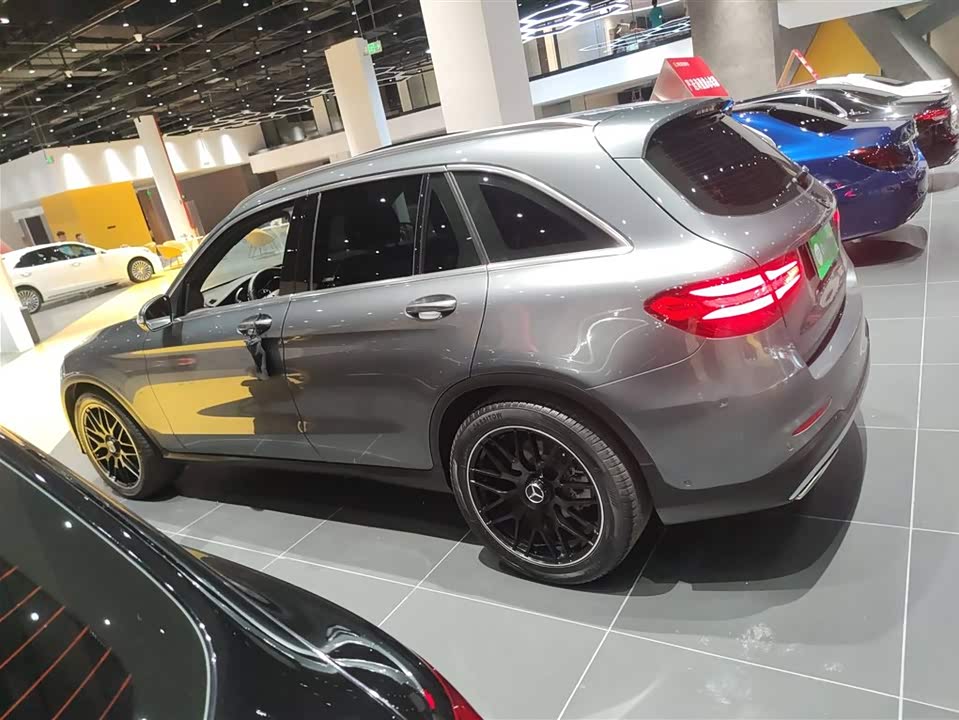 Mercedes-Benz GLC Mercedes-Benz GLC