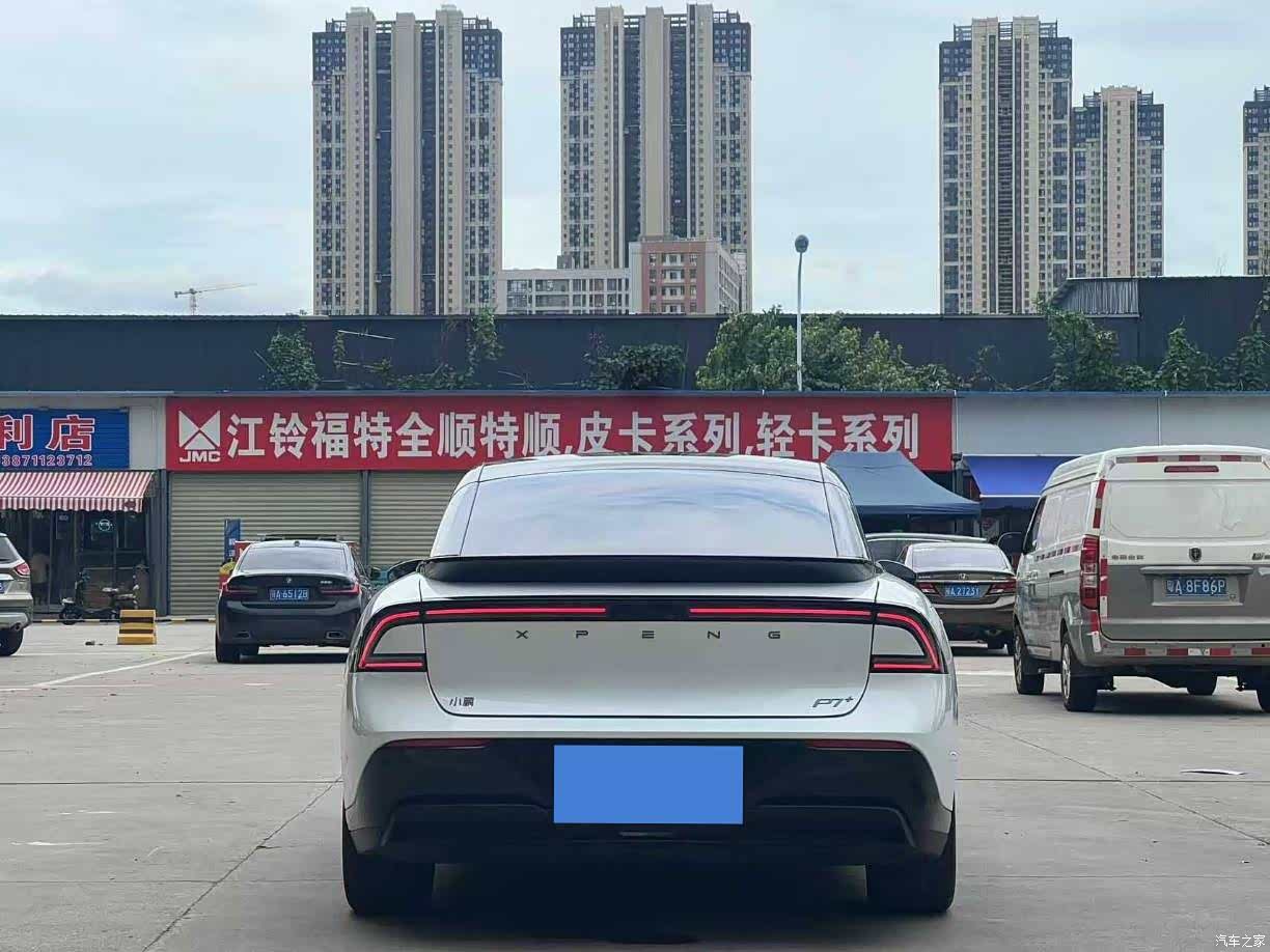 Xpeng P7, 2025 8