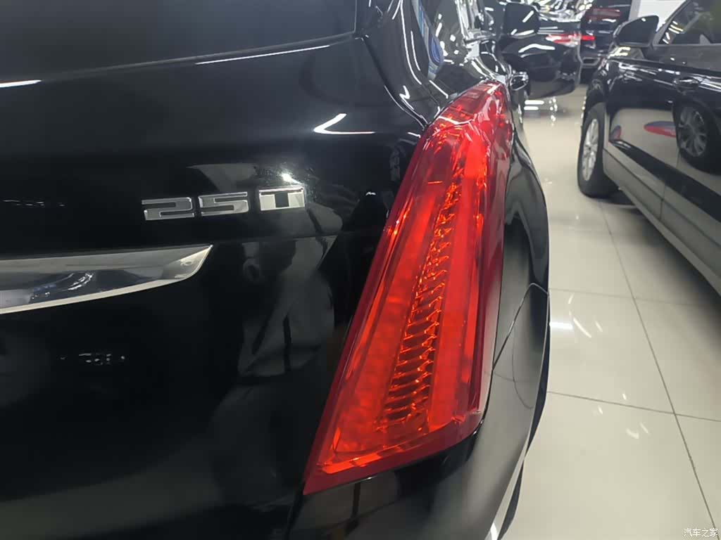 Cadillac XT5, 2017 8