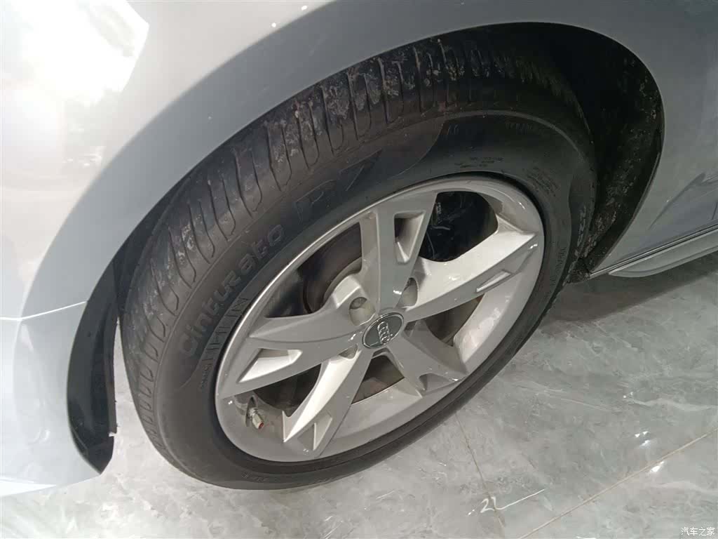 Audi A4L, 2017 23