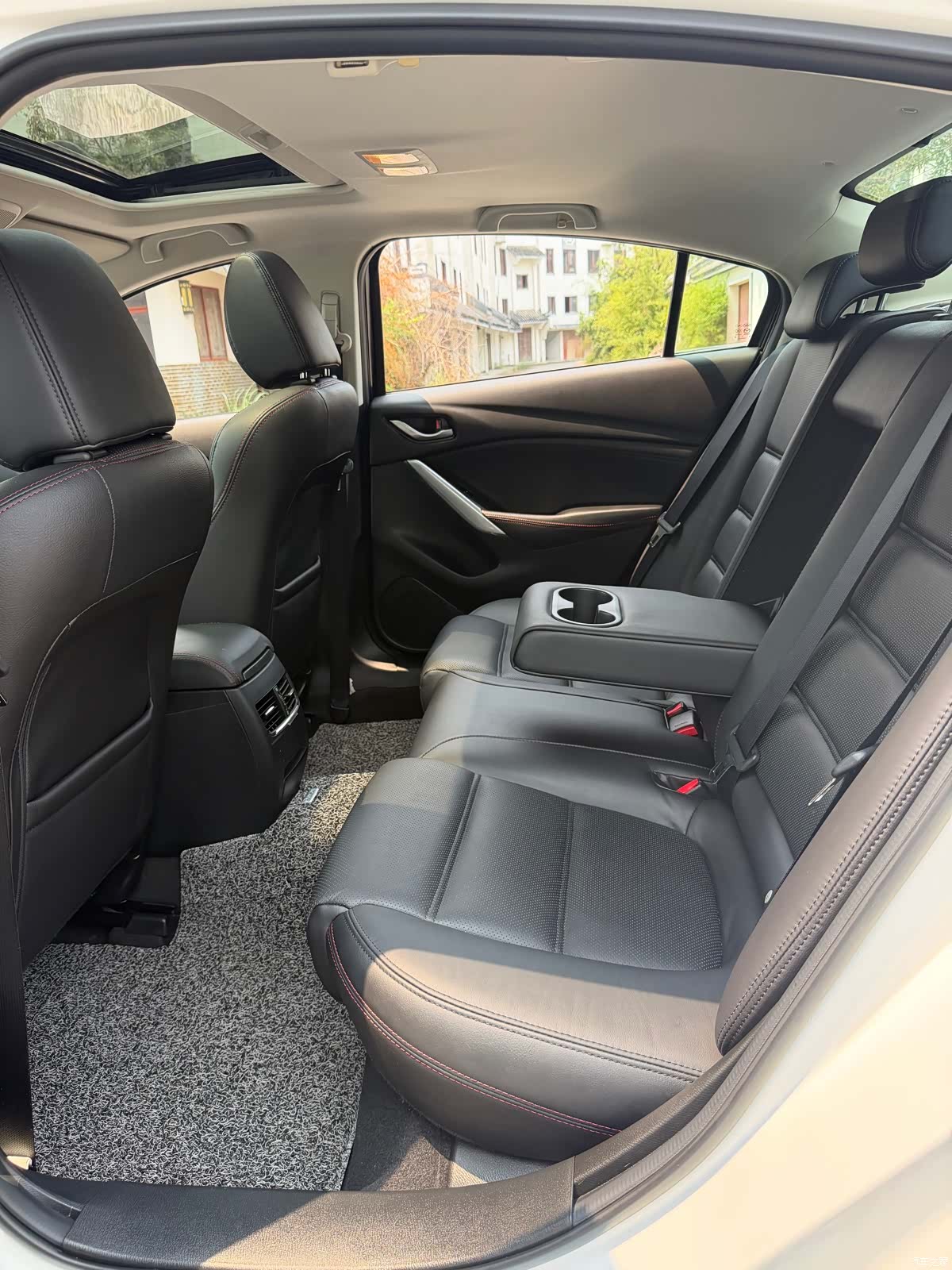 Mazda Atenza, 2016 9