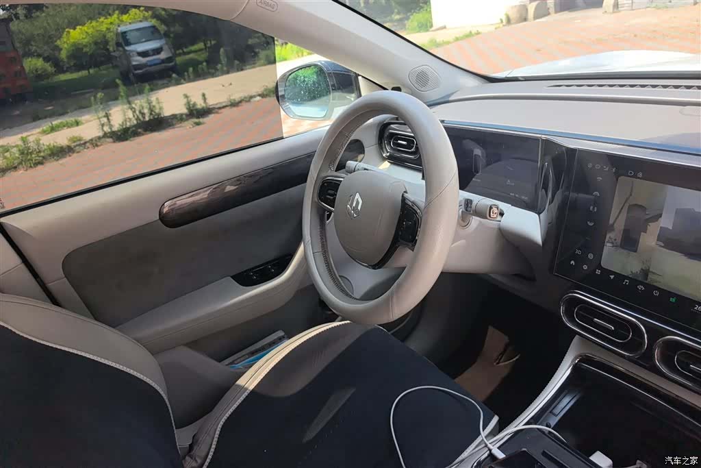 Leapmotor C11, 2022 15