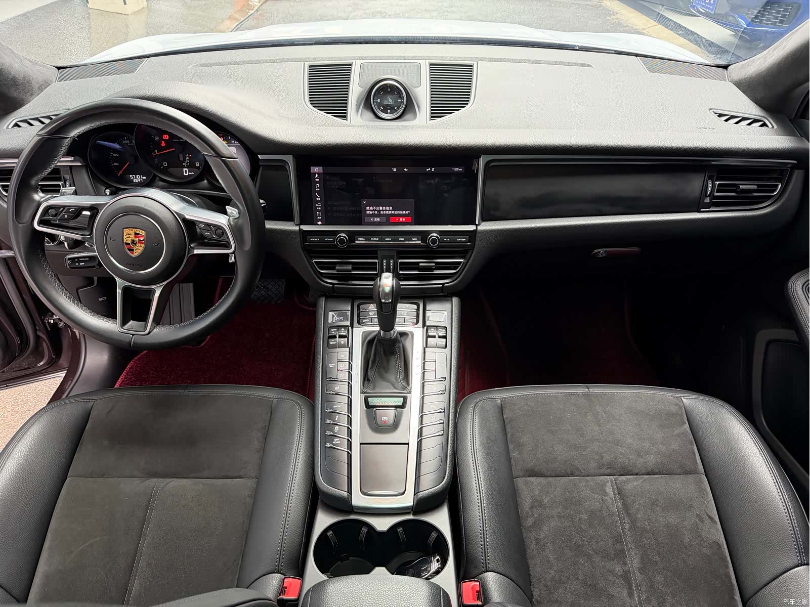 Porsche Macan, 2022 13