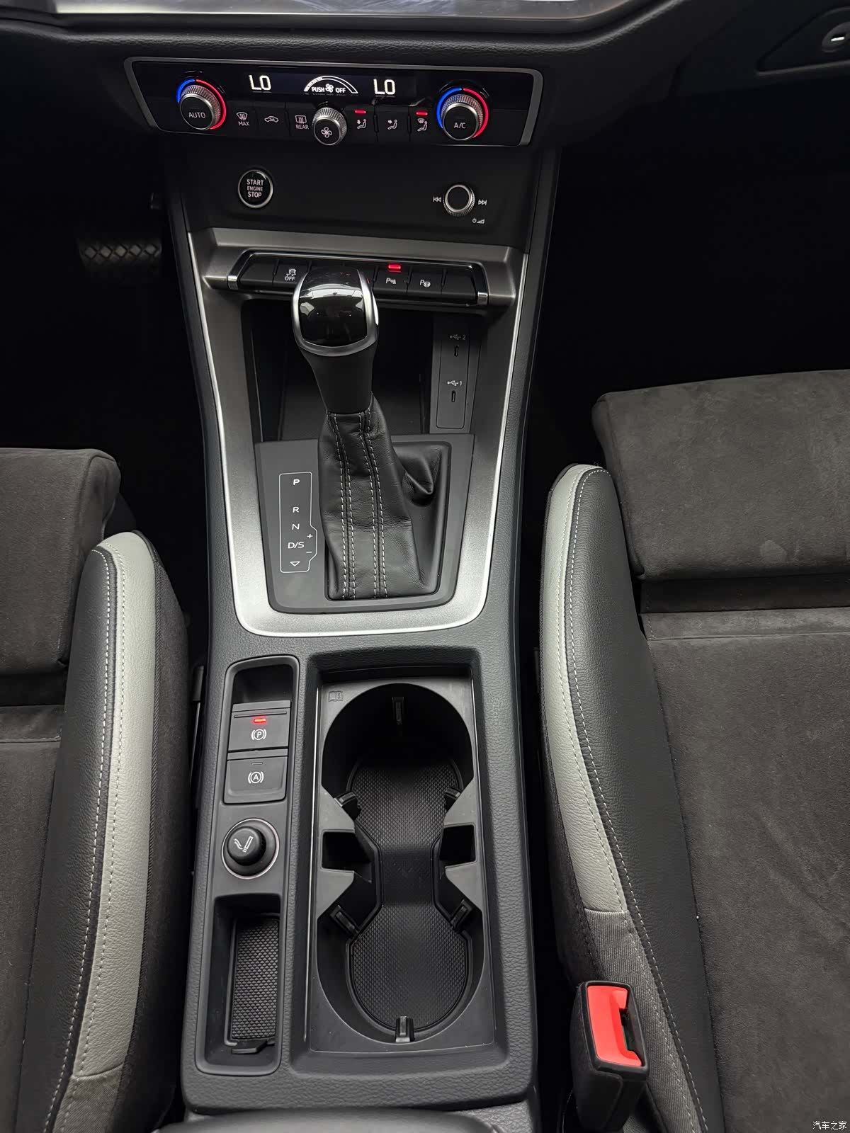 Audi Q3, 2022 12