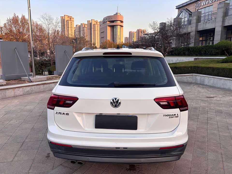 Volkswagen Tiguan L