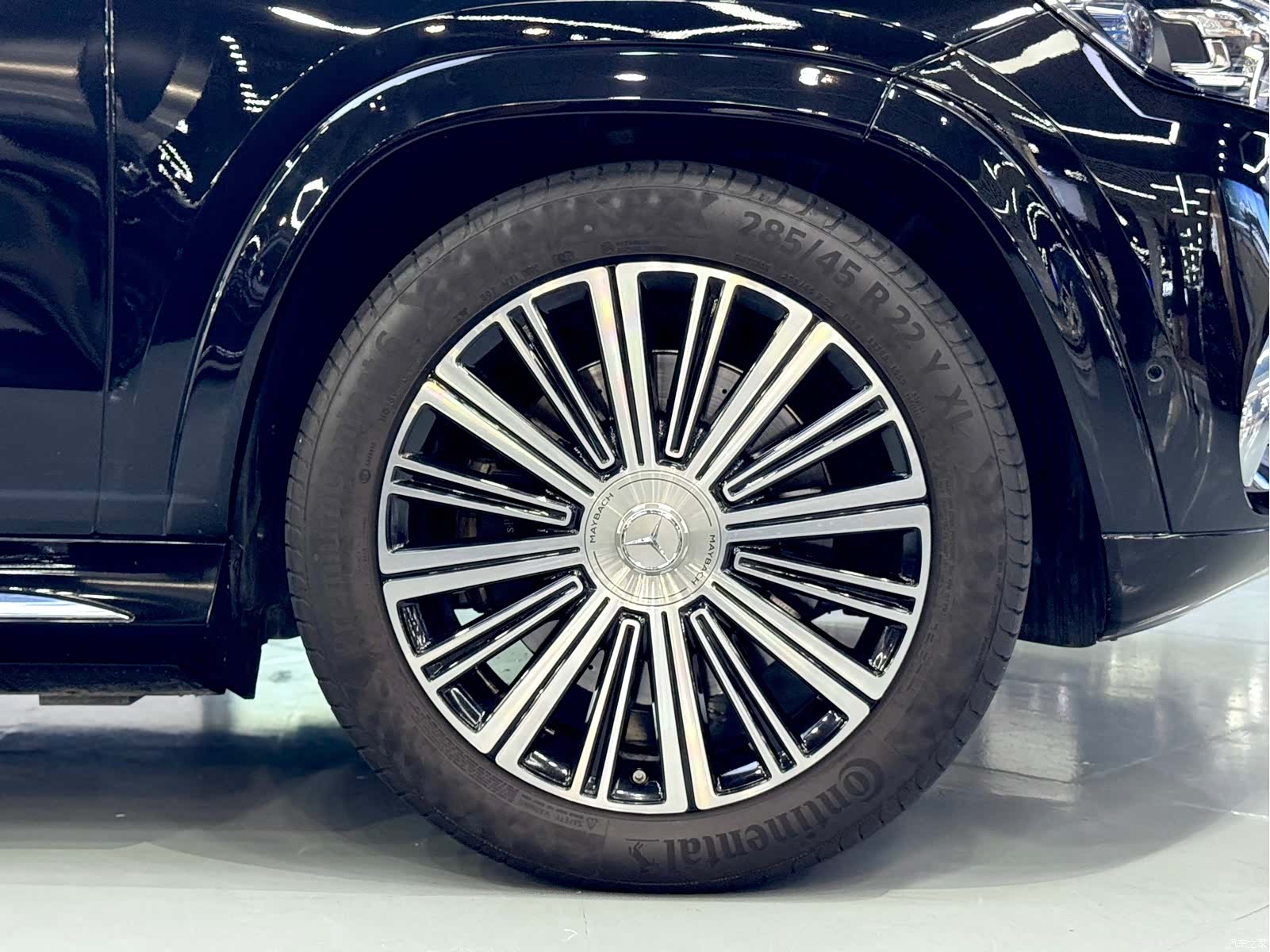 Maybach GLS, 2022 14