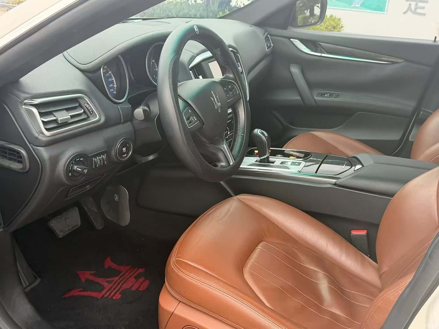 Maserati Ghibli, 2016 4