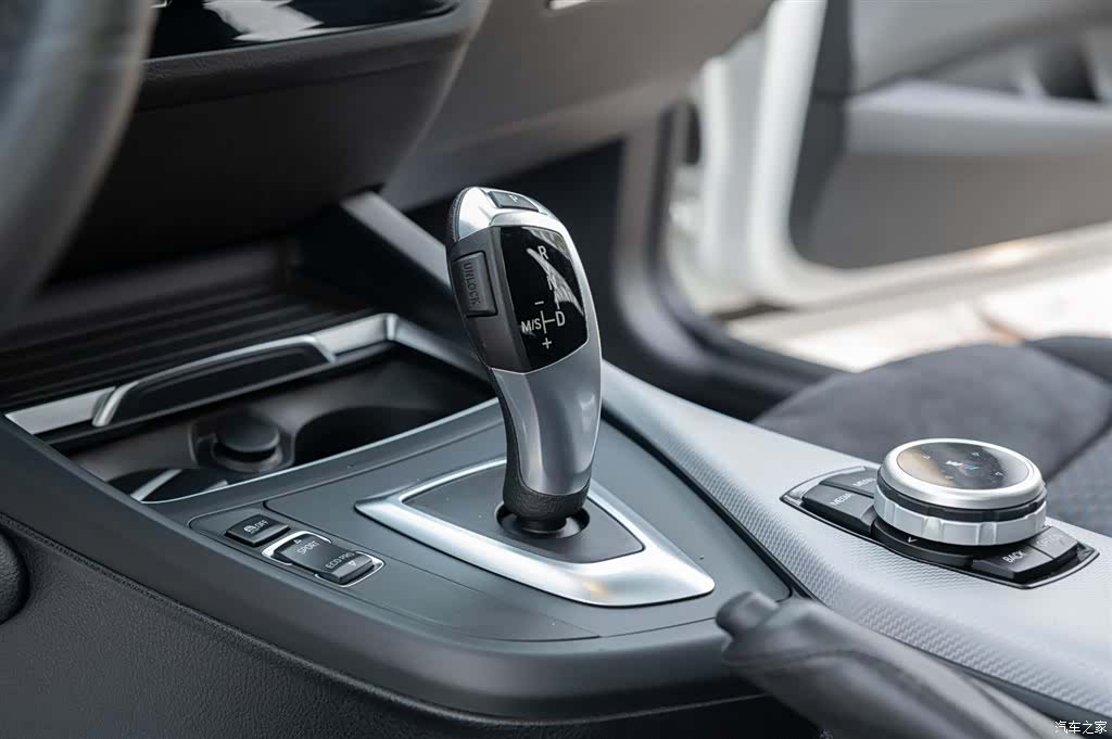 BMW 1 Series, 2018 33