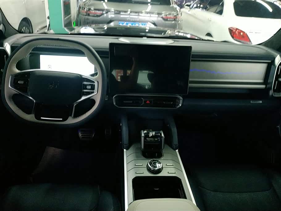 Jetour Jet Traveler C-DM