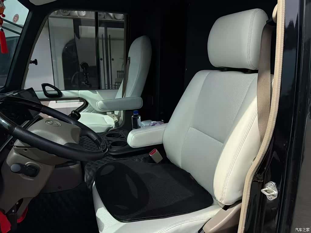 Toyota Coaster, 2023 16