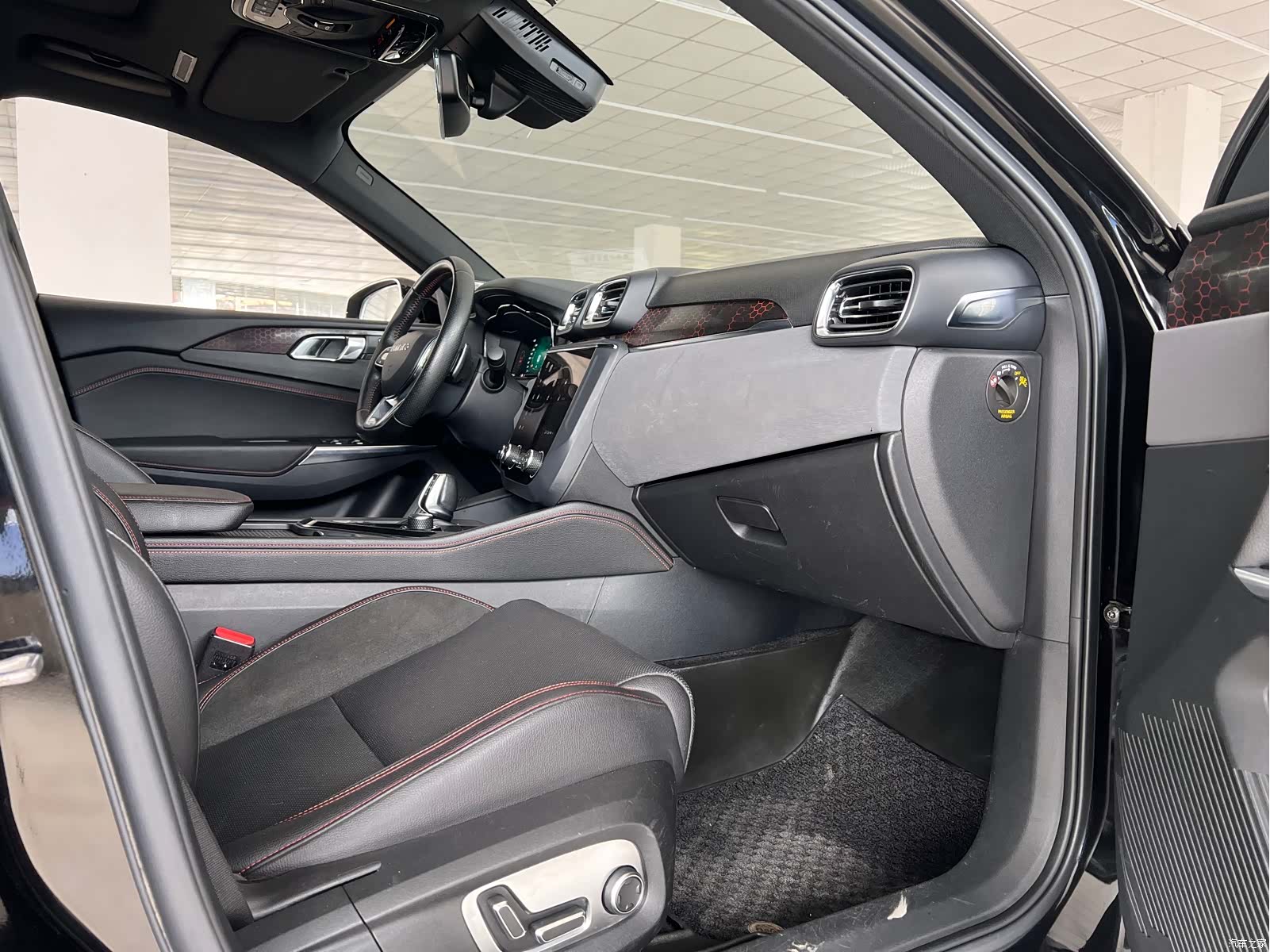 Lynk & Co 01, 2019 13