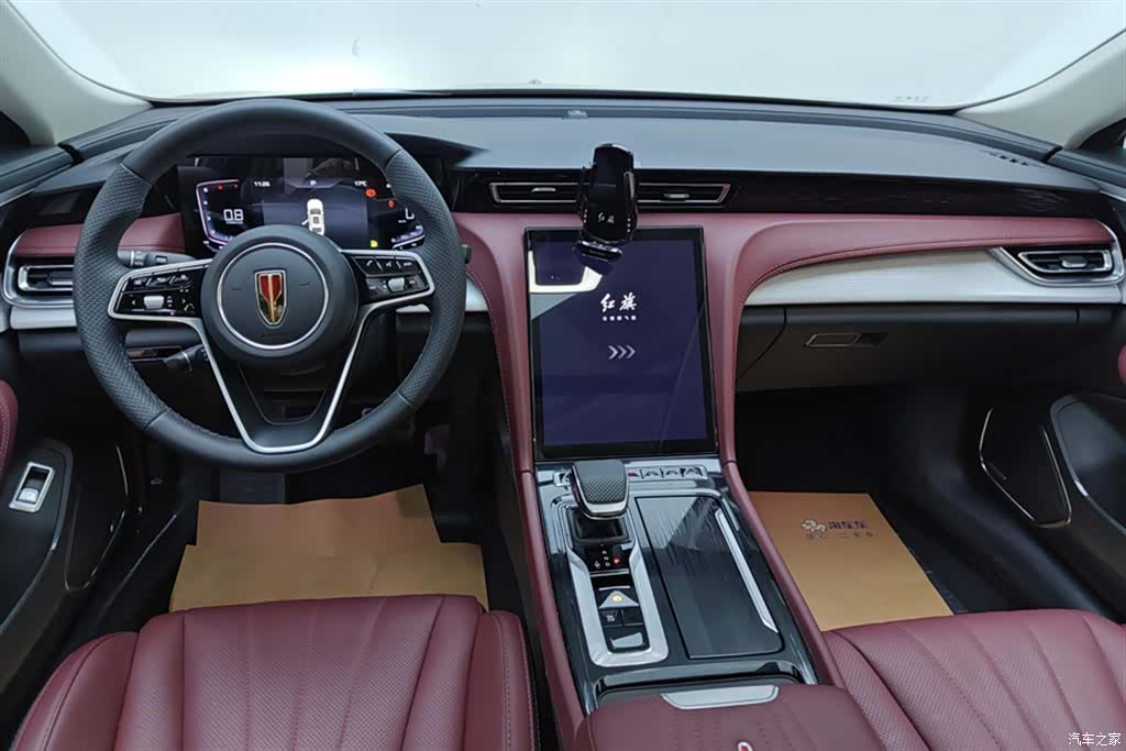 Hongqi H5, 2025 12