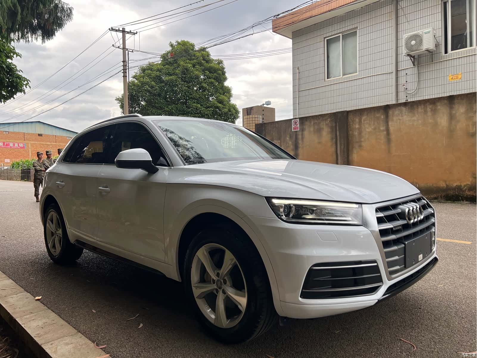 Audi Q5L, 2019 3