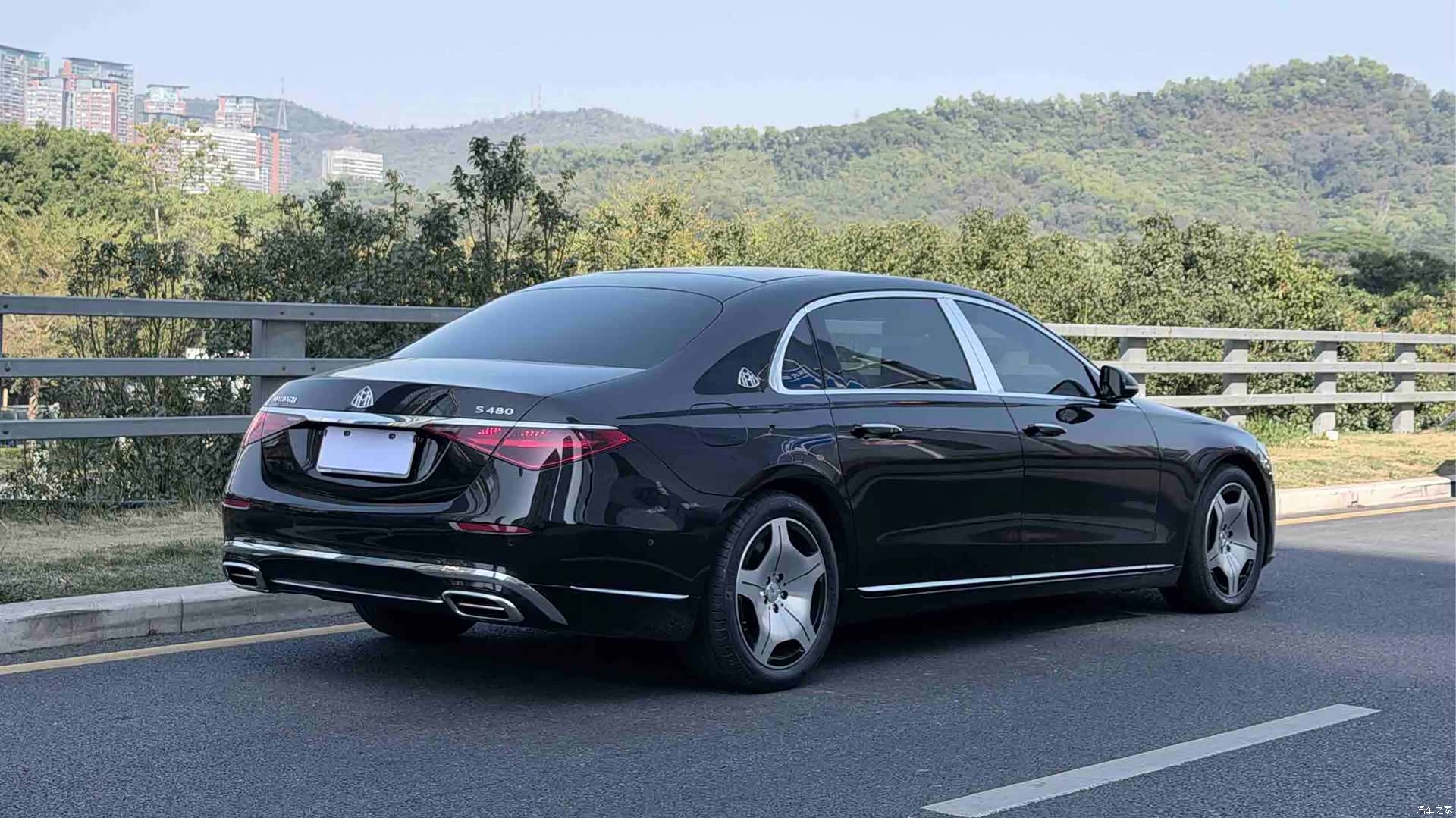 Maybach S-Class, 2023 6
