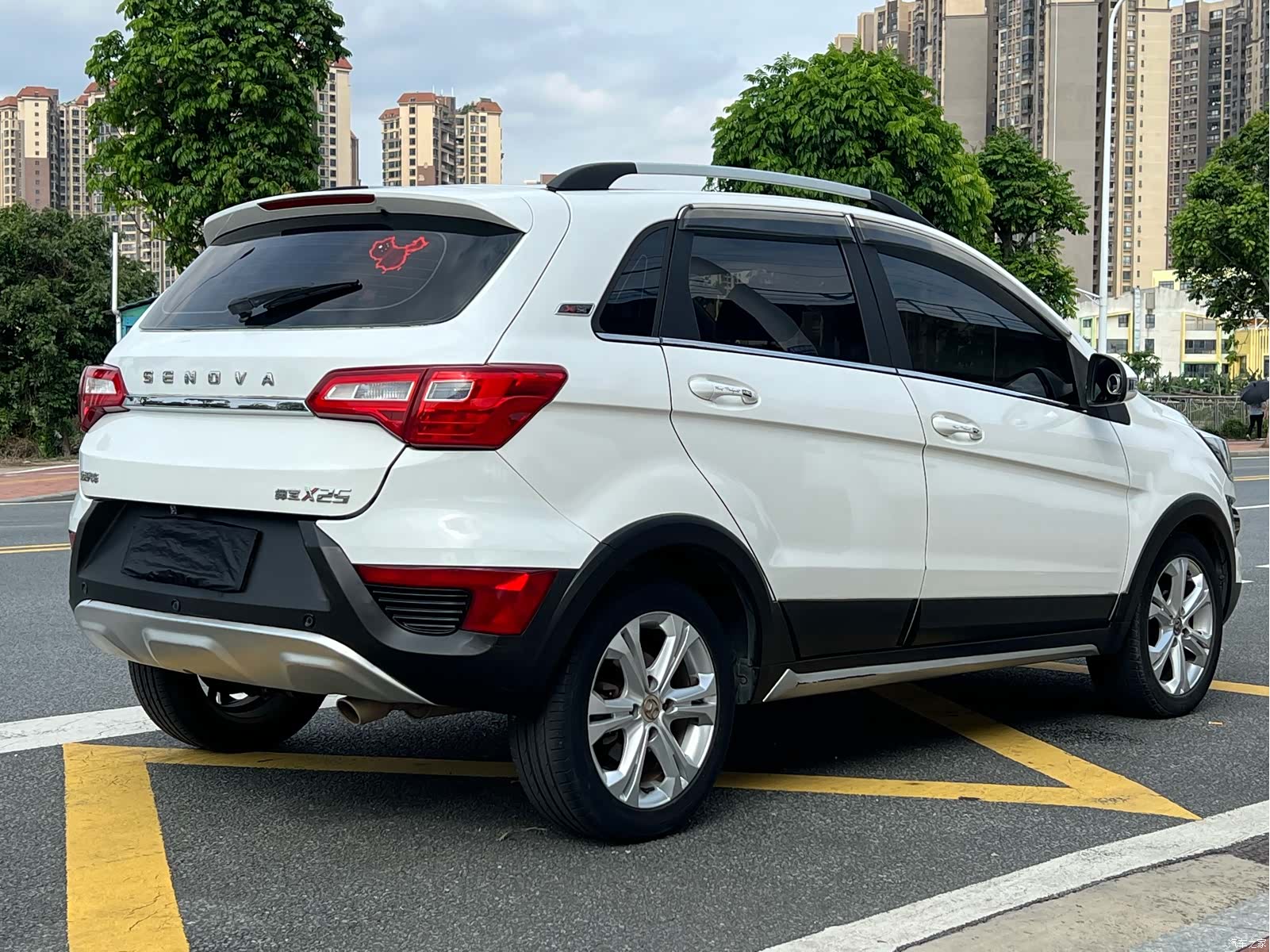 BAIC X25, 2016 7