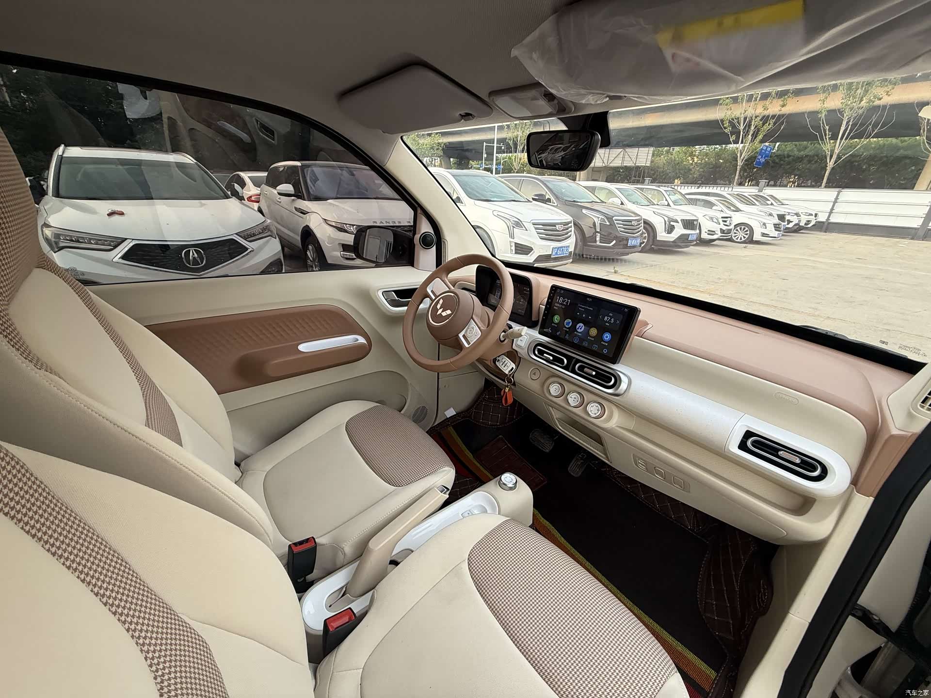 Wuling MINIEV, 2024 7