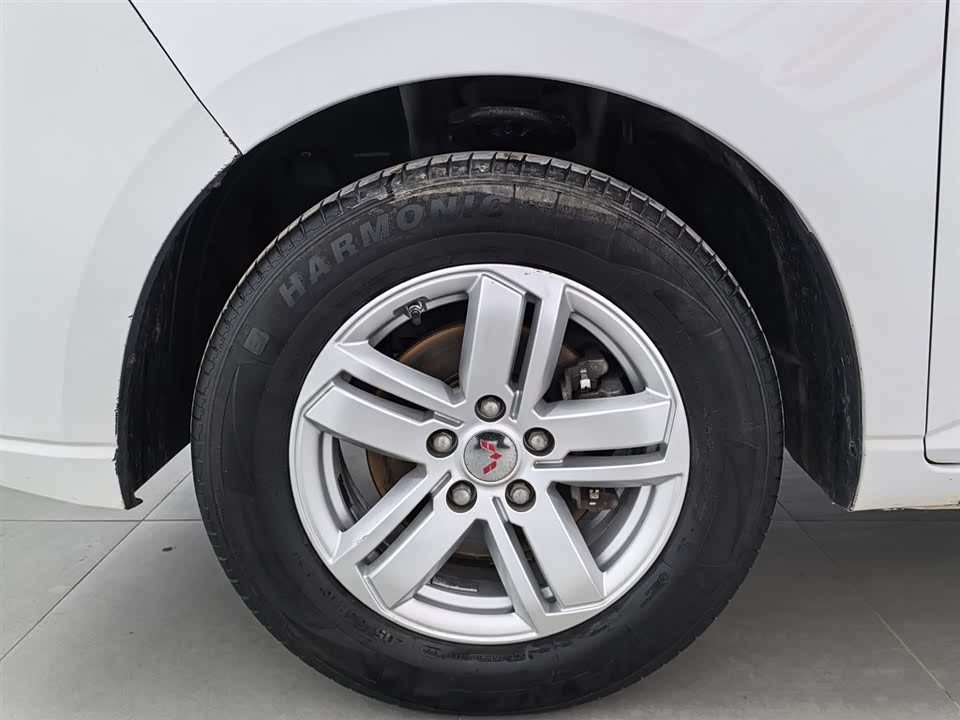 Wuling Wuling Hongguang PLUS