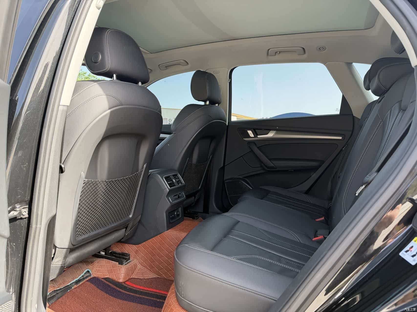 Audi Q5L, 2022 9